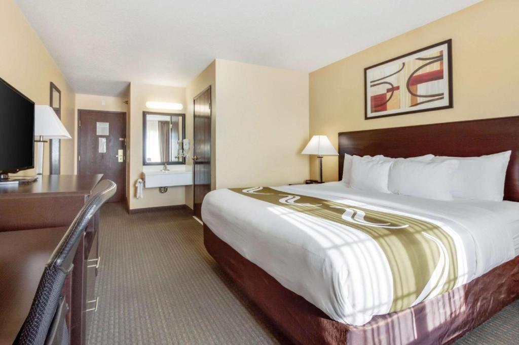 Quality Inn & Suites Arbor Dış mekan fotoğraf
